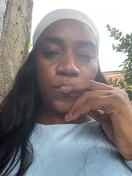 AishaOwens online show from February 2026 03:43:01 PM