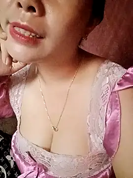 Snapshot of Qiune92 chatting on November 2025 10:26:01 AM Qiune92 online show from November 2025 10:26:01 AM