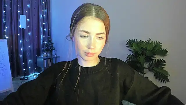 Aurora Glow21 online show from February 2026 12:12:01 PM