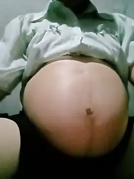 Snapshot of Micky_baby chatting on May 2026 04:13:02 PM Micky baby online show from May 2026 04:13:02 PM