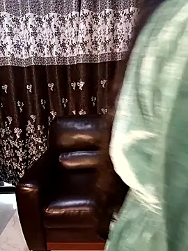 Snapshot of Angelic_Princess chatting on November 2025 11:05:01 AM Angelic Princess online show from November 2025 11:05:01 AM