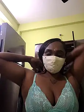 Snapshot of Dharshini98 chatting on February 2026 09:09:02 PM Dharshini98 online show from February 2026 09:09:02 PM