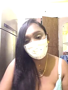 Snapshot of Dharshini98 chatting on February 2026 07:53:02 AM Dharshini98 online show from February 2026 07:53:02 AM