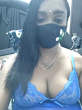 Dharshini98 online show from March 2026 01:39:01 PM