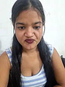 Snapshot of DIMPLE-GIRL88 chatting on November 2025 04:11:02 AM DIMPLE-GIRL88 online show from November 2025 04:11:02 AM