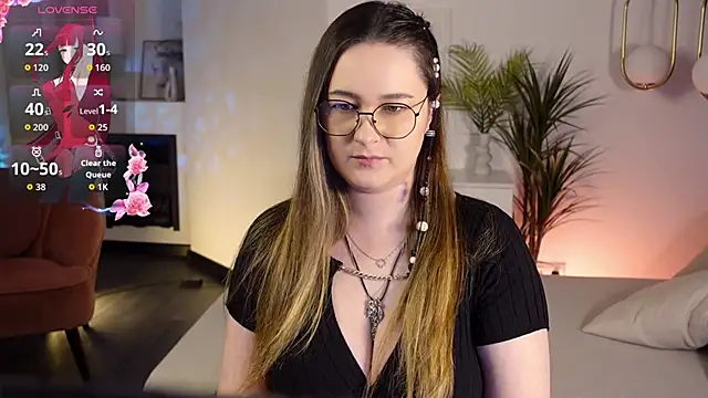 EmmaBloomm online show from November 2025 09:16:01 PM