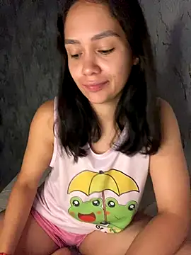 Snapshot of carolsapequinha chatting on December 2025 10:00:02 AM carolsapequinha online show from December 2025 10:00:02 AM