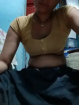 Snapshot of beutiful_hot chatting on June 2026 05:15:01 PM beutiful hot online show from June 2026 05:15:01 PM