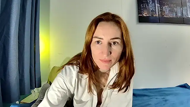 Snapshot of Leila_cam18 chatting on December 2025 05:30:01 PM Leila cam18 online show from December 2025 05:30:01 PM