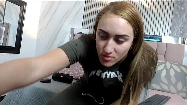 Snapshot of hanna__palmer1 chatting on January 2026 12:54:01 PM hanna palmer1 online show from January 2026 12:54:01 PM