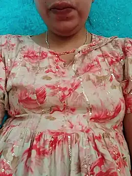 Snapshot of isha_sharma2002 chatting on November 2025 10:26:02 AM isha sharma2002 online show from November 2025 10:26:02 AM