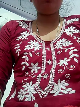 Snapshot of isha_sharma2002 chatting on November 2025 01:19:01 AM isha sharma2002 online show from November 2025 01:19:01 AM