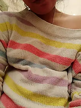 Snapshot of isha_sharma2002 chatting on December 2025 06:29:02 AM isha sharma2002 online show from December 2025 06:29:02 AM