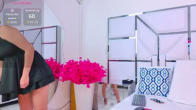 VeronicaSttar online show from January 2026 11:47:01 AM