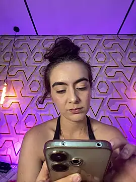 MelanyyJhonson15 online show from July 2026 08:15:02 PM