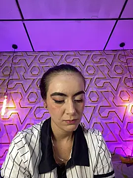 MelanyyJhonson15 online show from July 2026 10:27:01 PM