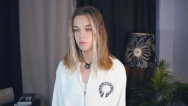 UteKolic online show from November 2025 08:20:01 AM