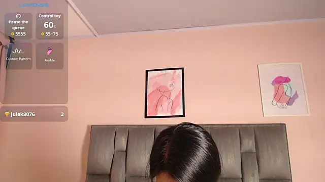 Ailyn-8 online show from November 2025 10:14:02 PM