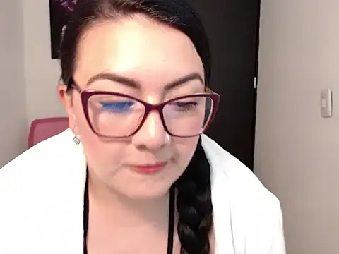 Sam  savage online show from November 2025 08:52:01 PM