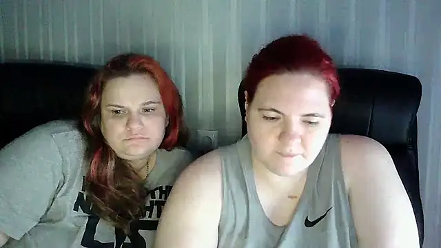 HollyXXEva online show from January 2026 09:42:02 PM