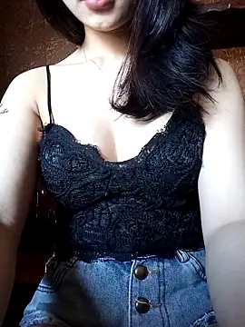 Snapshot of Lynk2x chatting on November 2025 02:32:01 AM Lynk2x online show from November 2025 02:32:01 AM