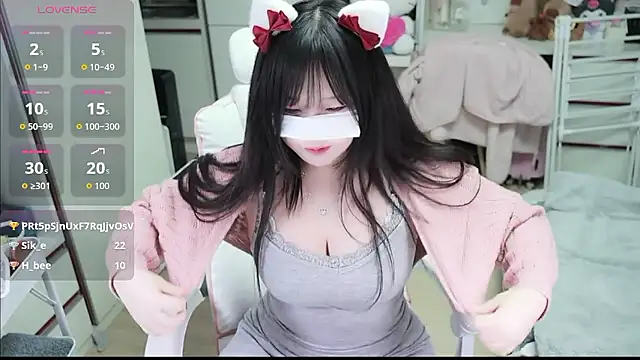 kimhyeona2005 online show from January 2026 01:04:01 PM