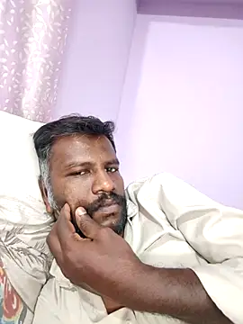 Snapshot of Paramkeerthi chatting on May 2026 01:09:02 PM Paramkeerthi online show from May 2026 01:09:02 PM