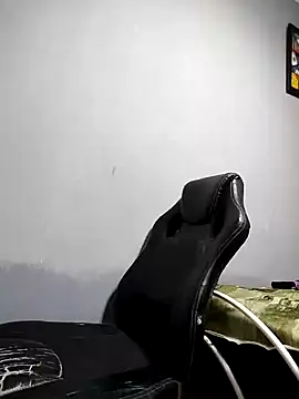 Snapshot of Jonny151987 chatting on April 2026 06:30:02 AM Jonny151987 online show from April 2026 06:30:02 AM