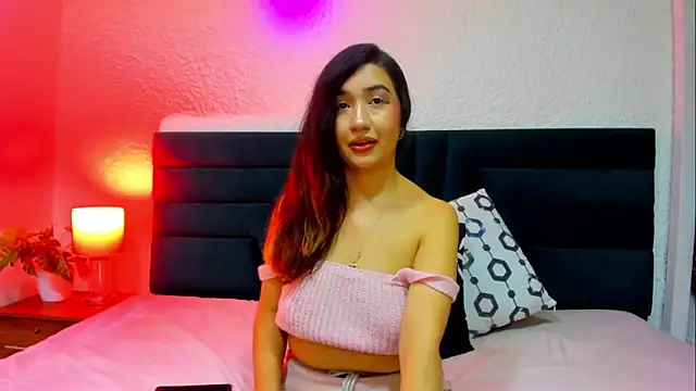 VictoriaRouge  online show from March 2026 04:18:02 AM