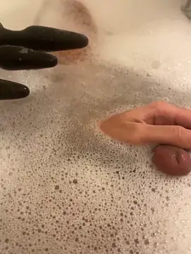 tinymachine online show from November 2025 07:02:02 PM