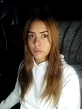 Snapshot of Allisongray-- chatting on November 2025 09:19:02 AM Allisongray-- online show from November 2025 09:19:02 AM