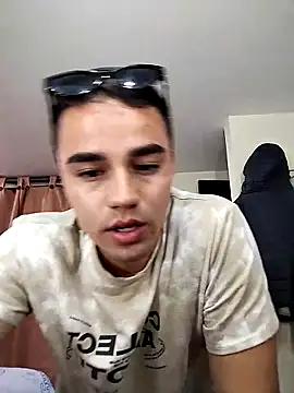 ElProhibido  online show from November 2025 03:27:01 AM