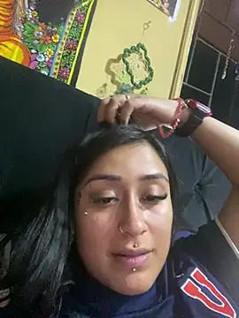 Felinamiau online show from March 2026 02:26:01 AM