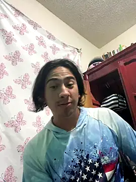 Snapshot of algila08 chatting on November 2025 01:03:02 AM algila08 online show from November 2025 01:03:02 AM