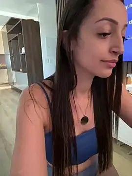 BelleRune online show from December 2024 07:32:02 PM