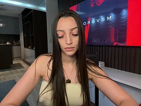 BelleRune online show from February 2025 10:21:02 PM