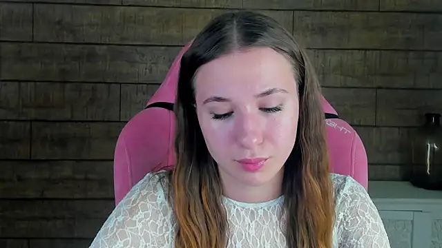 KristinaBellini online show from November 2025 04:22:02 PM