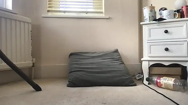 boyinsocks online show from May 2026 01:28:02 PM