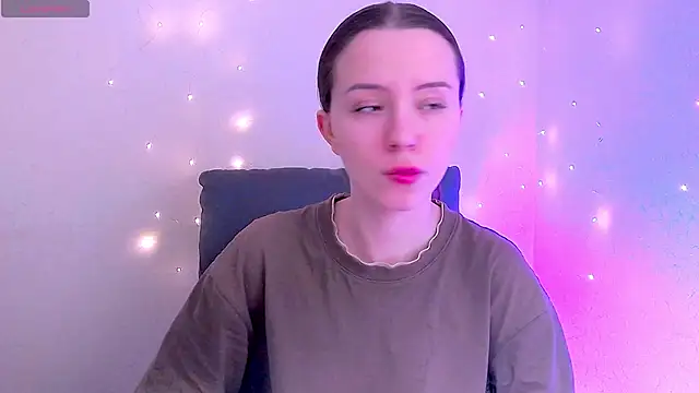 BellaVelure6767 online show from March 2026 01:09:01 AM