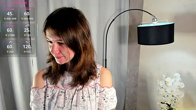 Snapshot of MarilynMun chatting on December 2025 02:16:02 AM MarilynMun online show from December 2025 02:16:02 AM