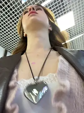 hani obsessed online show from April 2026 10:22:02 AM