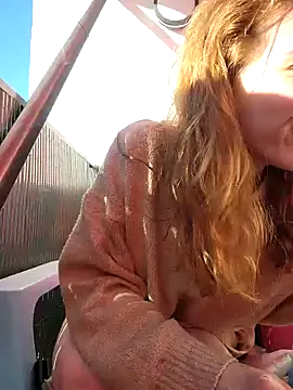 Mimakario online show from November 2025 09:58:01 AM