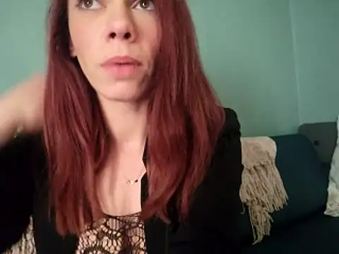 Mimakario online show from December 2025 12:32:01 PM