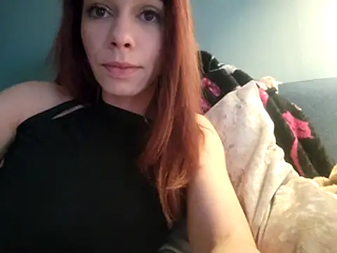 Mimakario online show from December 2025 02:35:02 PM