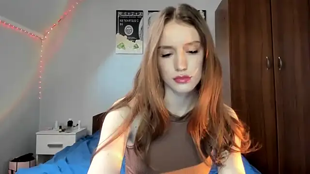 tinyglow online show from March 2026 08:12:01 PM