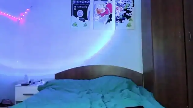 tinyglow online show from April 2026 08:25:02 PM