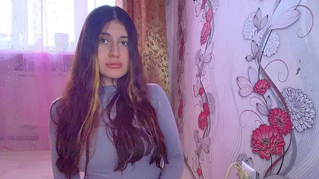 KristinaScott online show from November 2025 12:17:01 PM