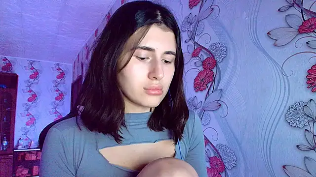 Snapshot of KristinaScott chatting on January 2026 03:05:01 PM KristinaScott online show from January 2026 03:05:01 PM