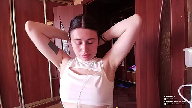 KristinaScott online show from April 2026 01:58:02 PM