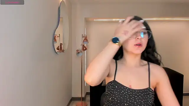 HaileyRoss  online show from January 2026 11:36:02 AM